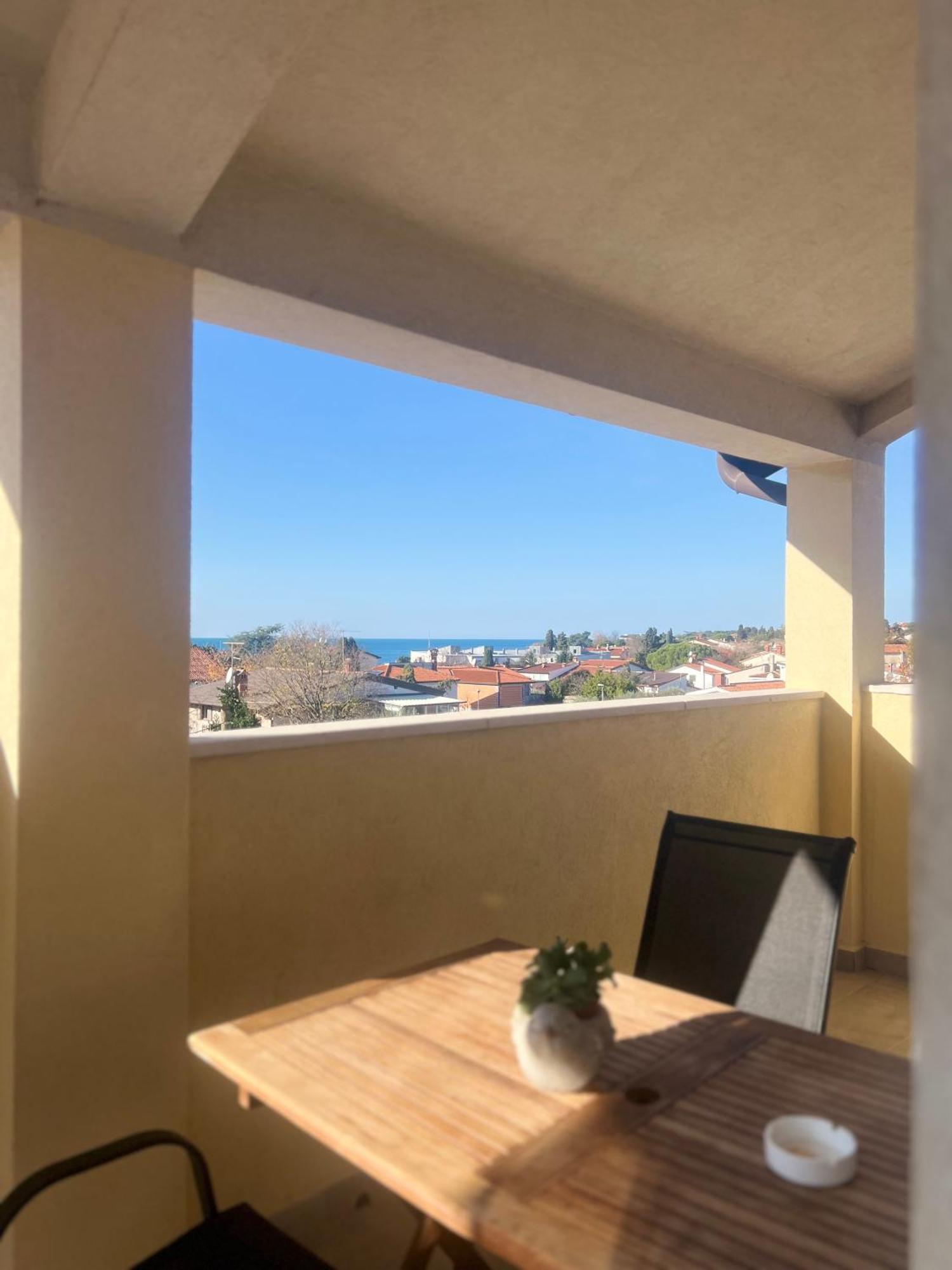 Apartmans Sun & Moon Zambratija  Extérieur photo