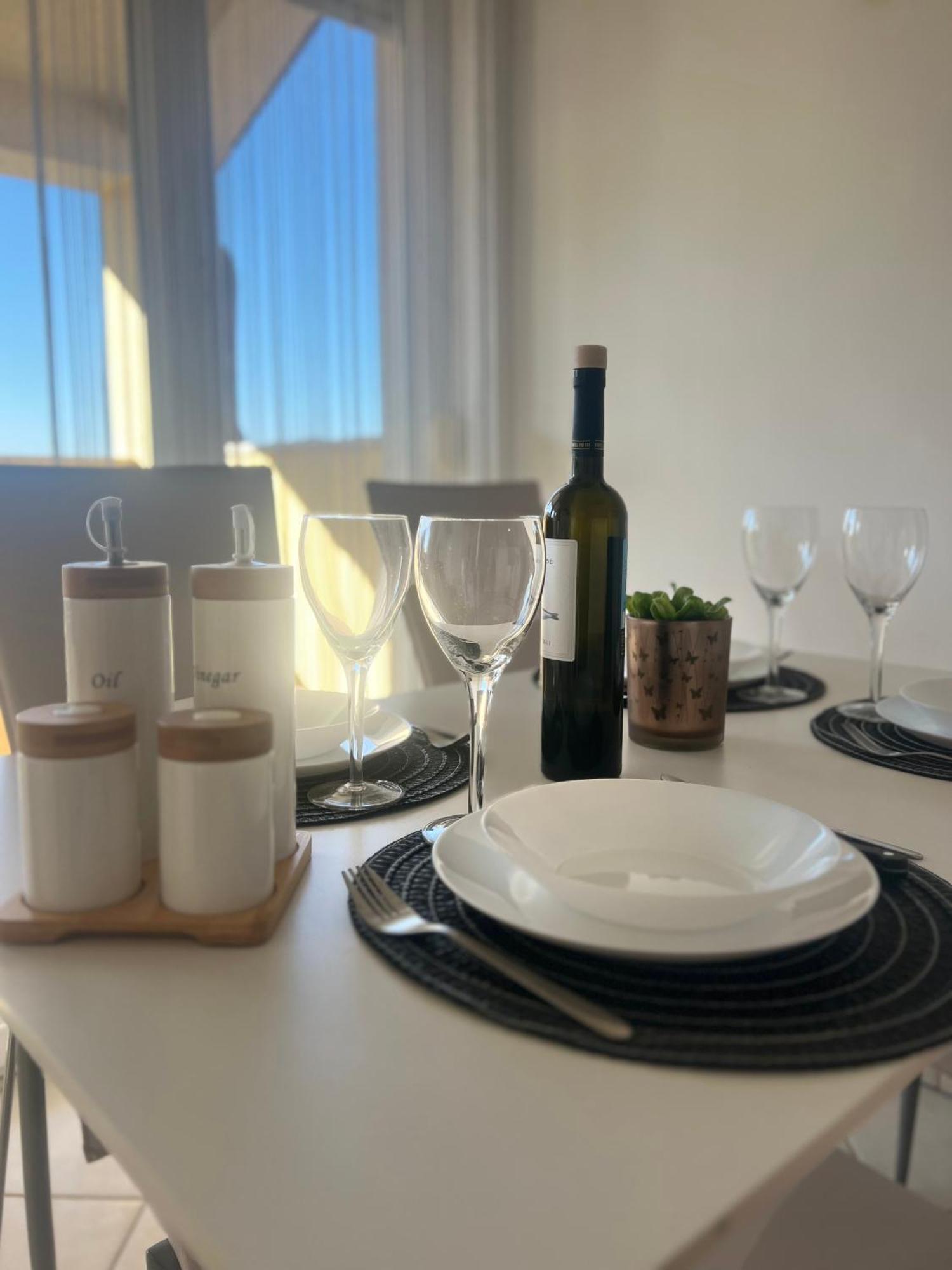 Apartmans Sun & Moon Zambratija  Extérieur photo