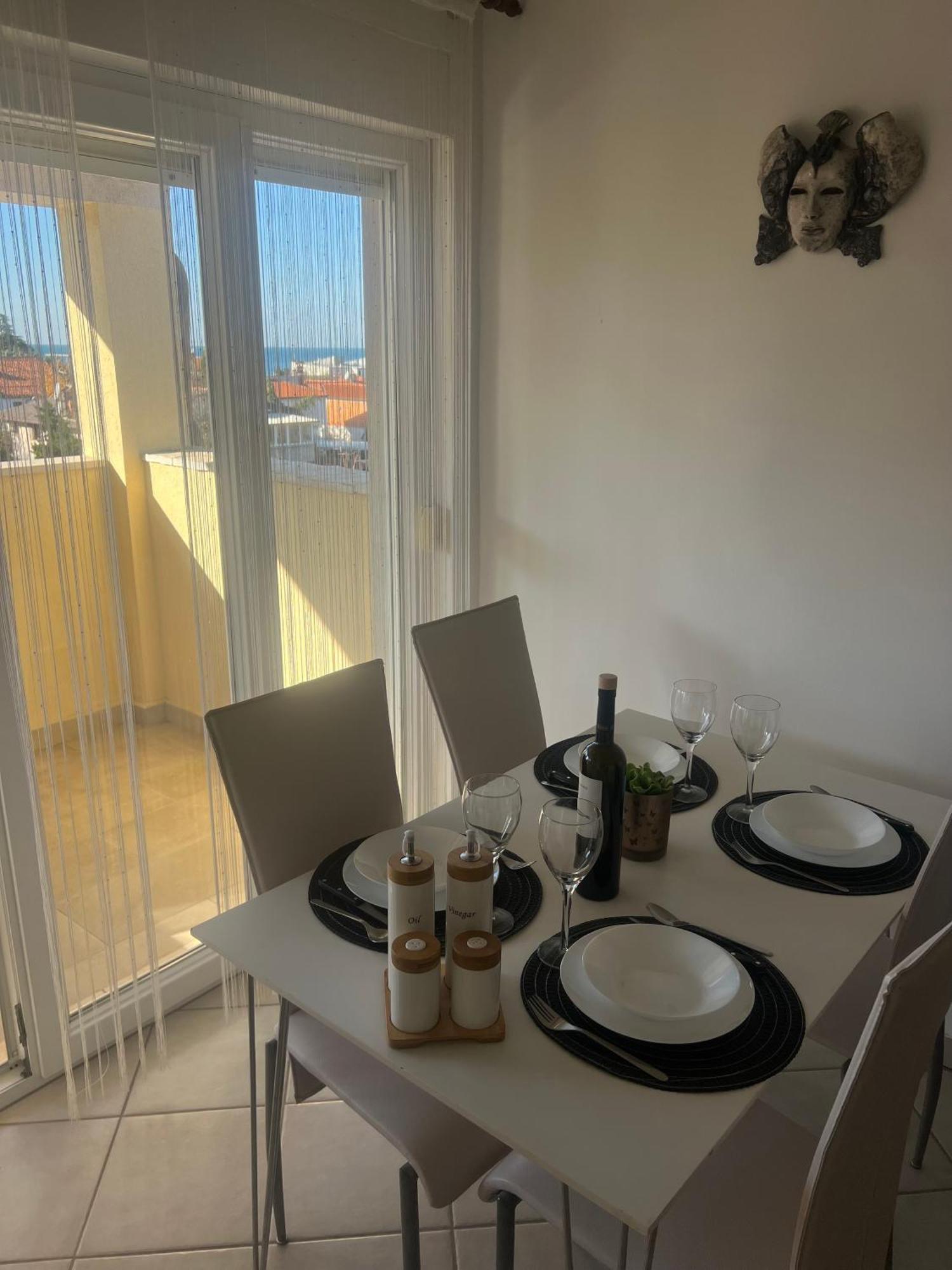 Apartmans Sun & Moon Zambratija  Extérieur photo