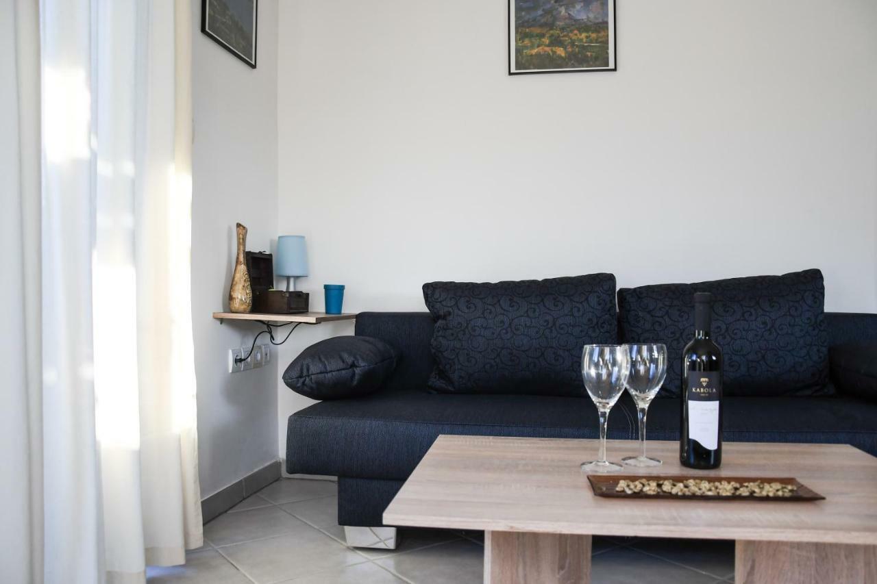 Apartmans Sun & Moon Zambratija  Extérieur photo